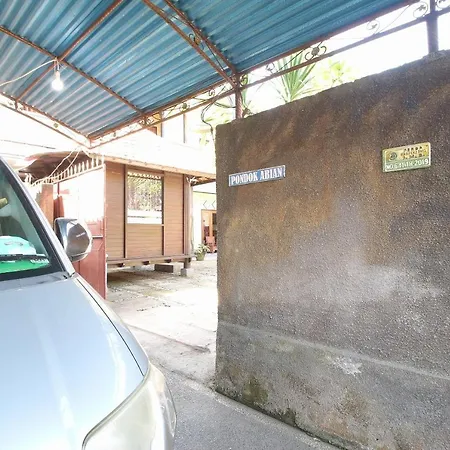 Oyo 93056 Penginapan Pondok Abian Sukawati